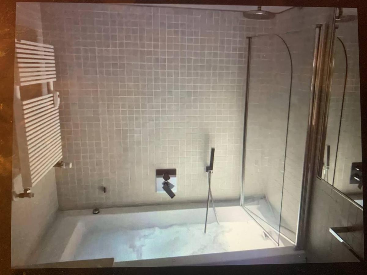 Apartamento S.Ambrogio/Duomo •Jacuzzi • Luxury •Design Milán Exterior foto