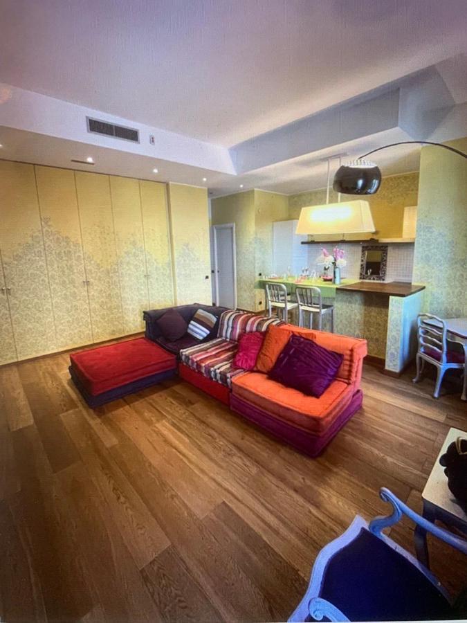 Apartamento S.Ambrogio/Duomo •Jacuzzi • Luxury •Design Milán Exterior foto